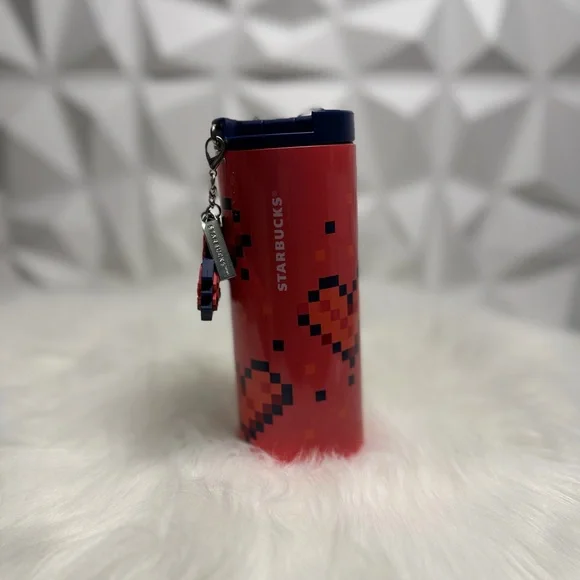 🎀Starbucks Pixelated Pink Tumbler with Dark Blue Lid - Picture 3 of 8